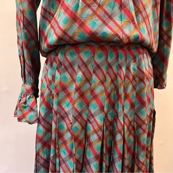 Vintage Yves Saint Laurent 2-piece Skirt Blouse Set - Picture 6 of 13